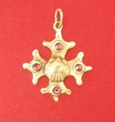 Pendentif Croix Occitane et coquille bronze